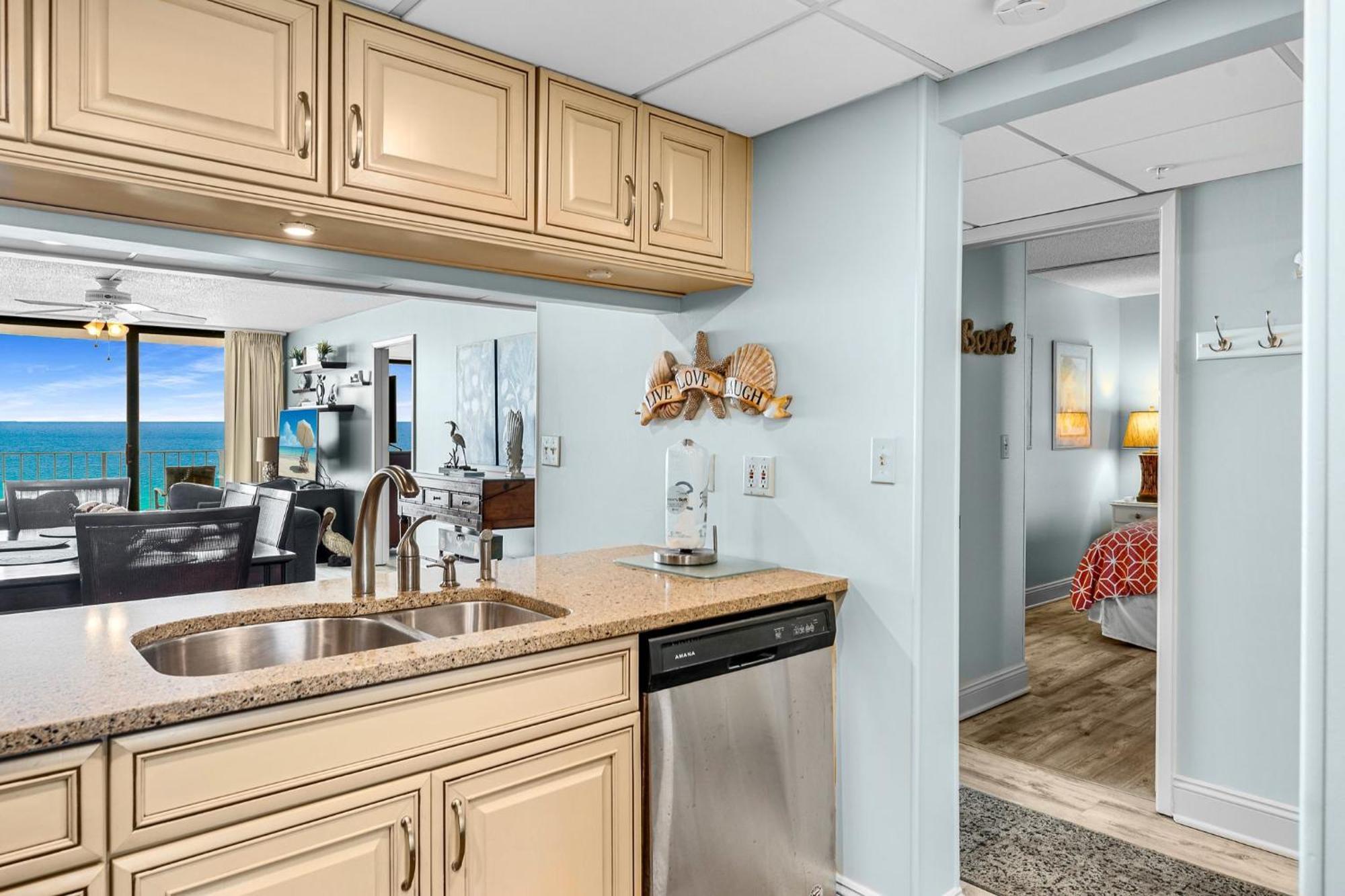 Apartment 2bd Edgewater & Golf Resort! Amenities! By Dolce Getaways Pcb